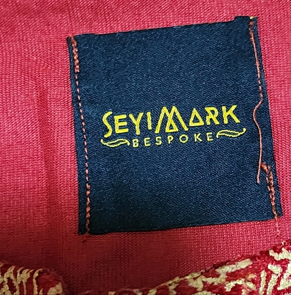 NWOT ... Seyimark Red and Gold Patterned Top / Shirt - Picture 6 of 11